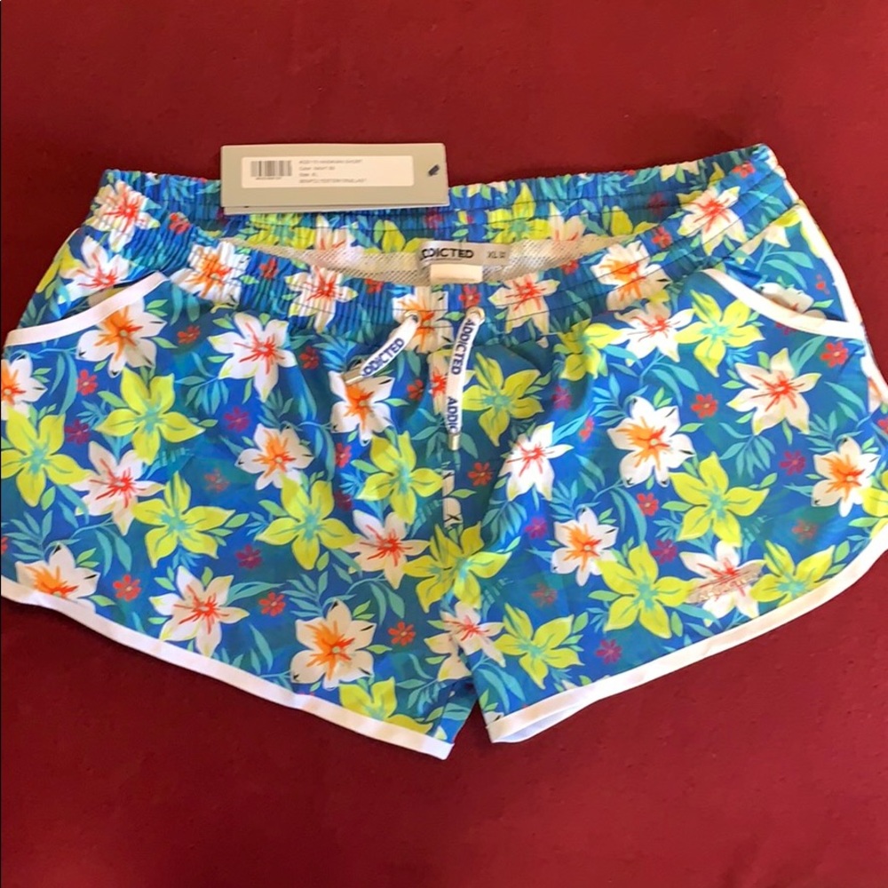 ADDICTED HAWAIIAN SWIM SHORTS